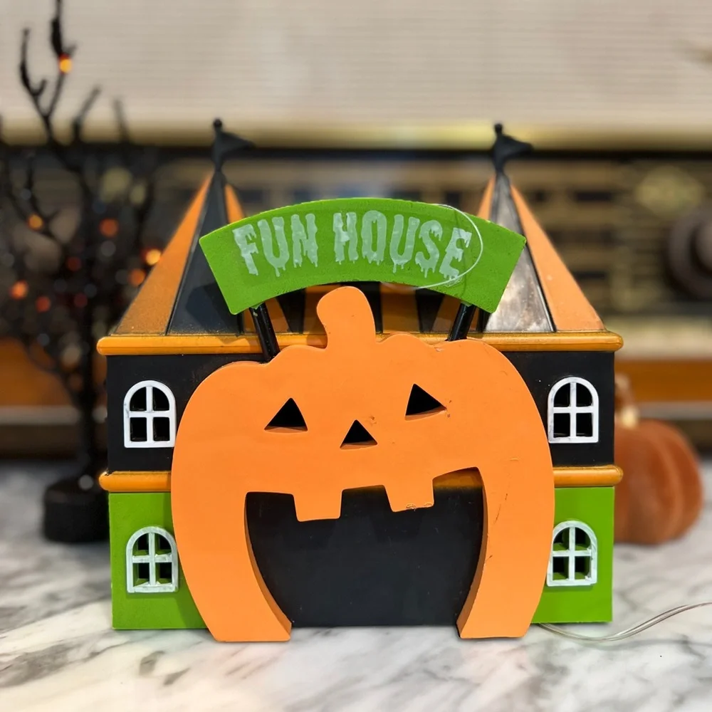 LAST ONE!✨NEW🎃Target Bullseye Playground 2023 Halloween Town SET👻